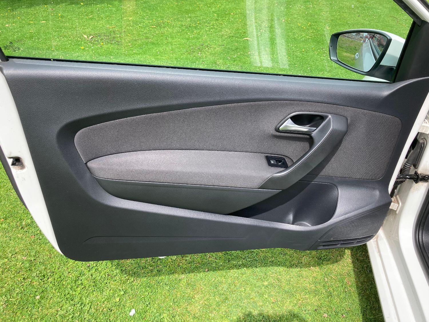 Used Volkswagen Polo 2014 for sale - 76794512: Photo 32