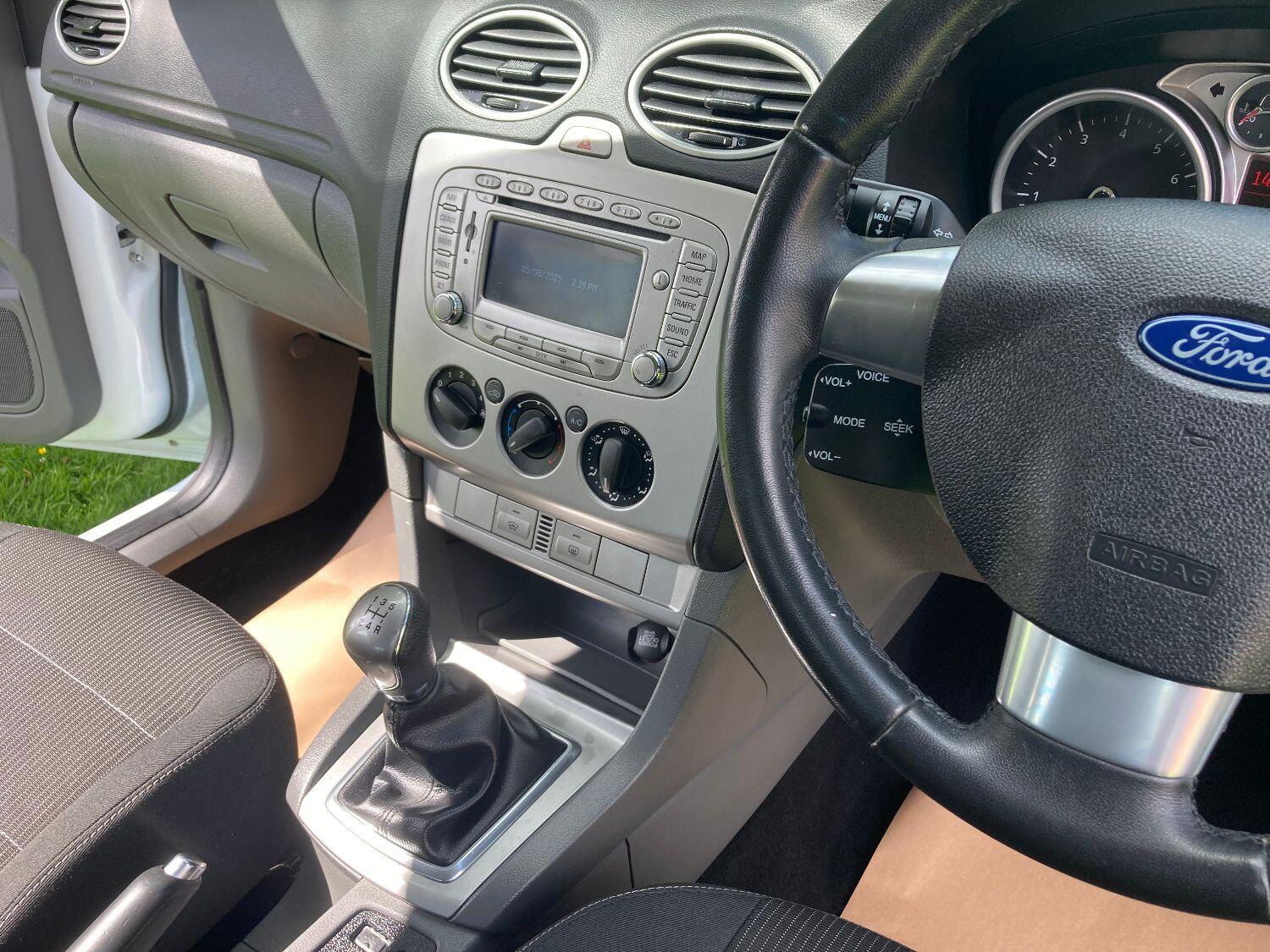 Used Ford Focus 2011 for sale - 76794510: Photo 21