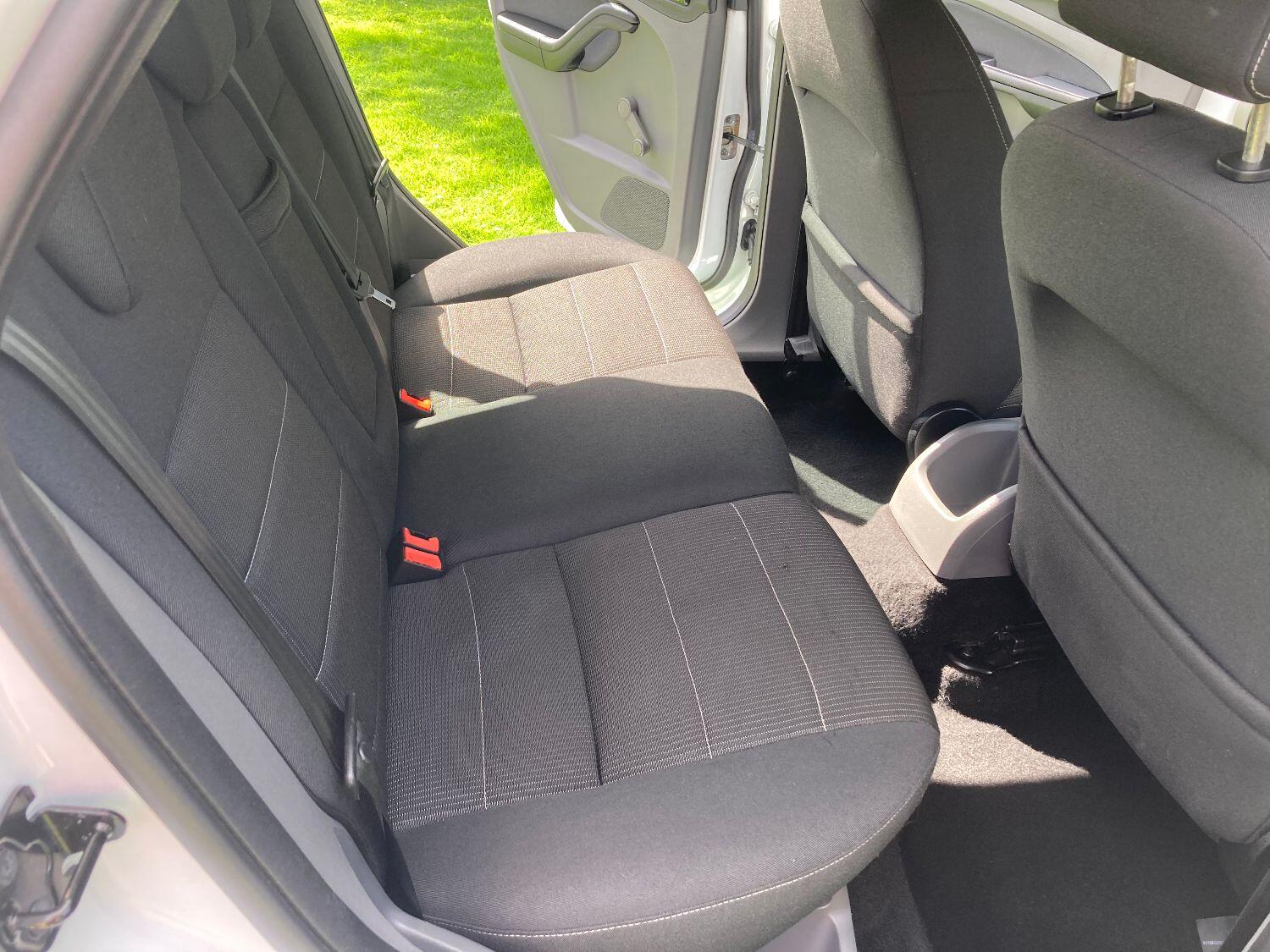 Used Ford Focus 2011 for sale - 76794510: Photo 24