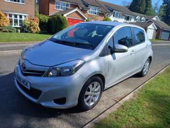 Used Toyota Yaris 2013 for sale - 74341164: Photo