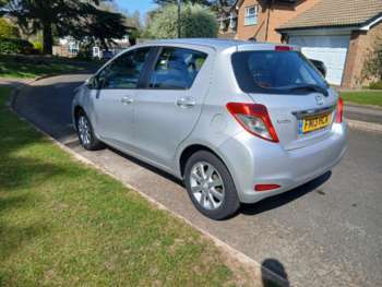 Used Toyota Yaris 2013 for sale - 74341164: Photo