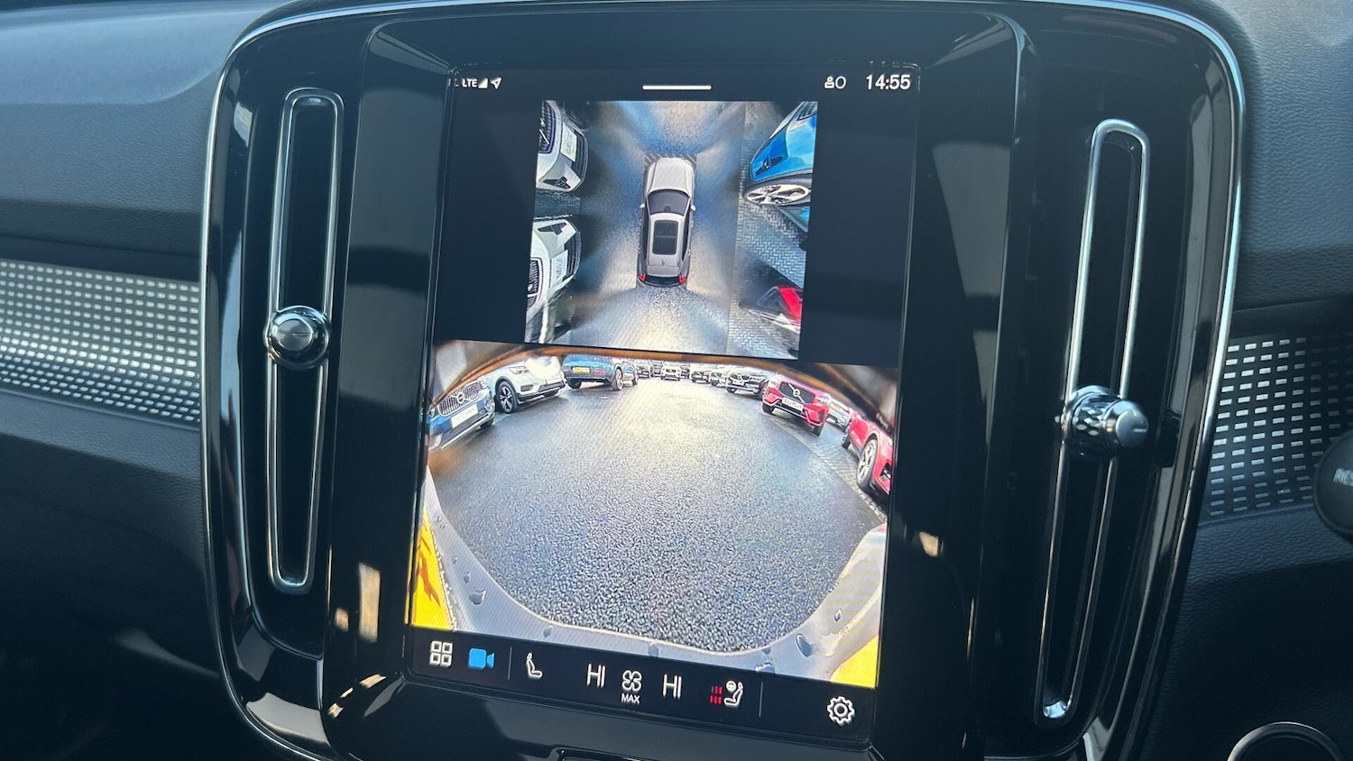 Used Volvo XC40 2024 for sale - 77101923: Photo 15