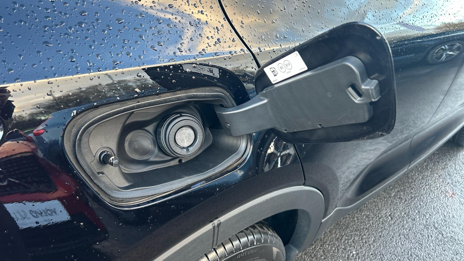 Used Volvo XC40 2024 for sale - 77101923: Photo 32