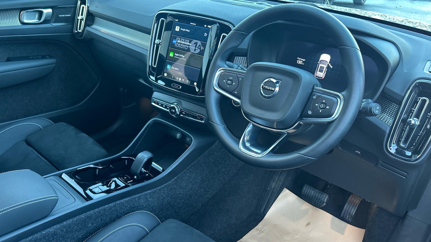 Used Volvo XC40 2024 for sale - 77101923: Photo 4