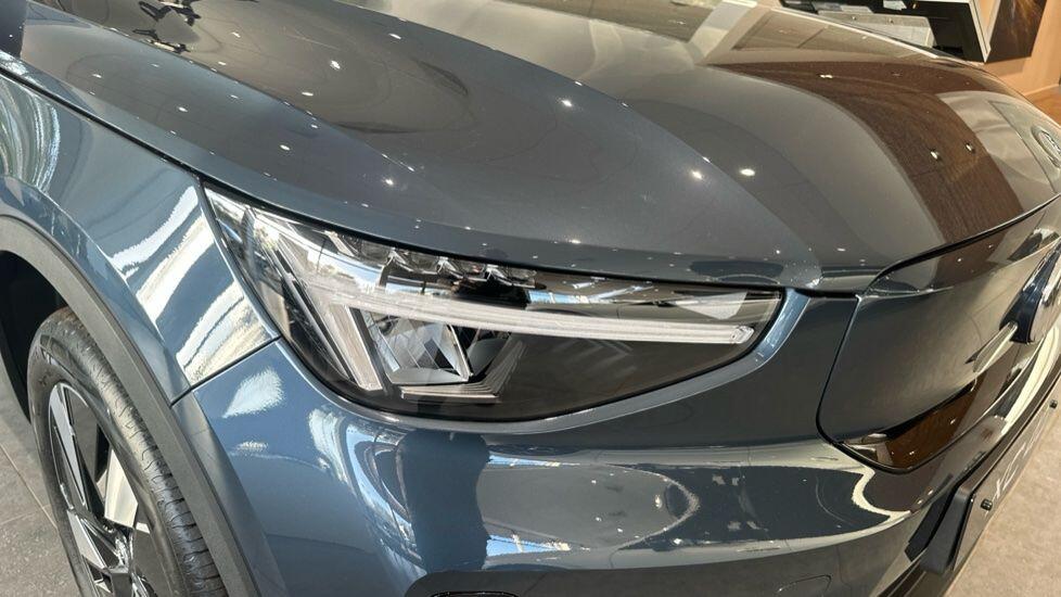 Used Volvo EX40 for sale - 77753696: Photo 37