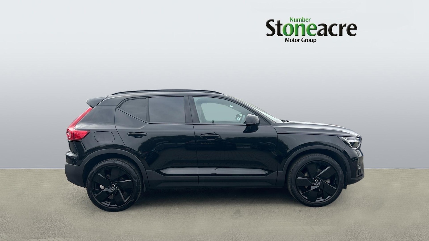 Used Volvo XC40 2024 for sale - 76913040: Photo 3