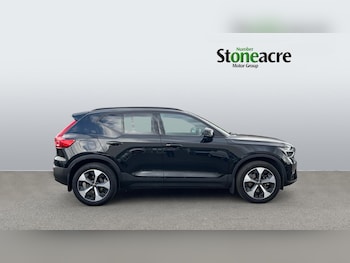 Used Volvo XC40 2023 for sale - 75635719: Photo