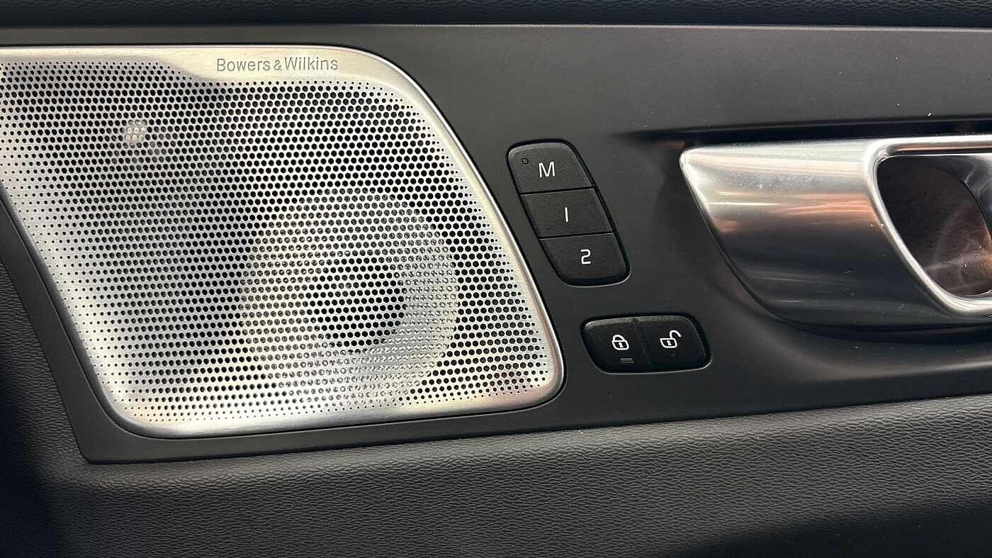 Used Volvo XC60 2025 for sale - 76952613: Photo 27