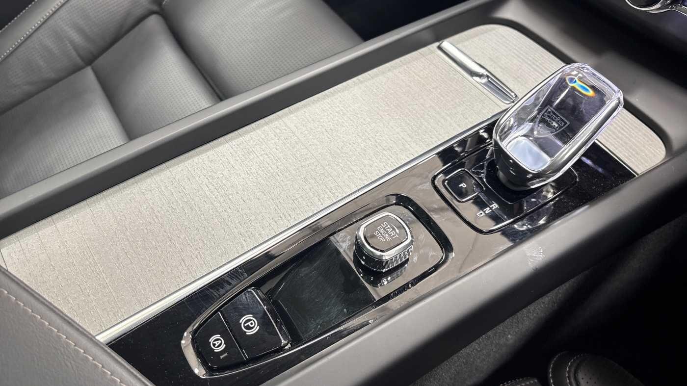 Used Volvo XC60 2025 for sale - 76952613: Photo 54