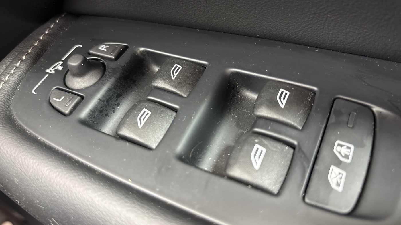 Used Volvo XC60 2025 for sale - 76952613: Photo 58