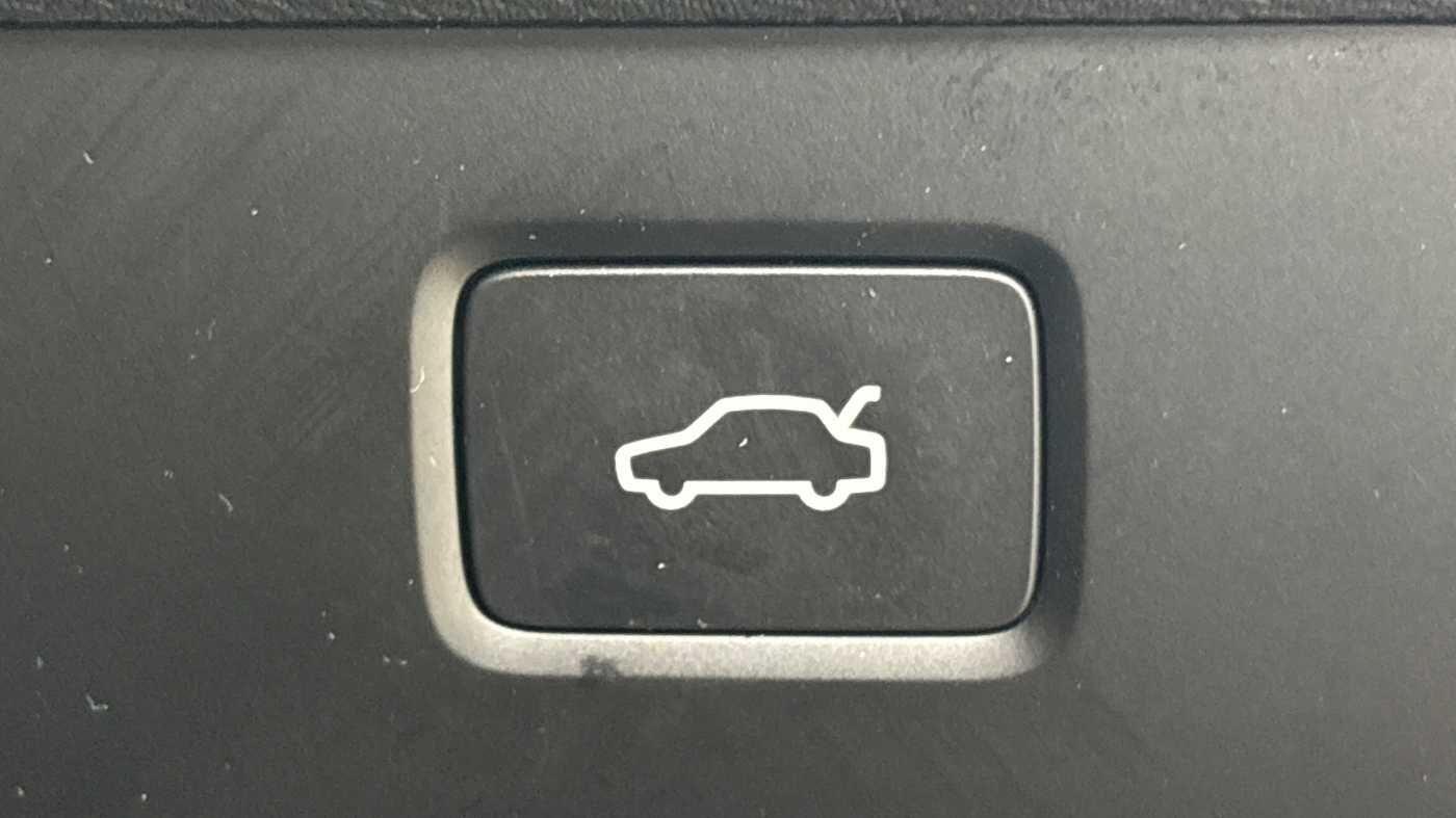 Used Volvo XC60 2025 for sale - 76952613: Photo 62