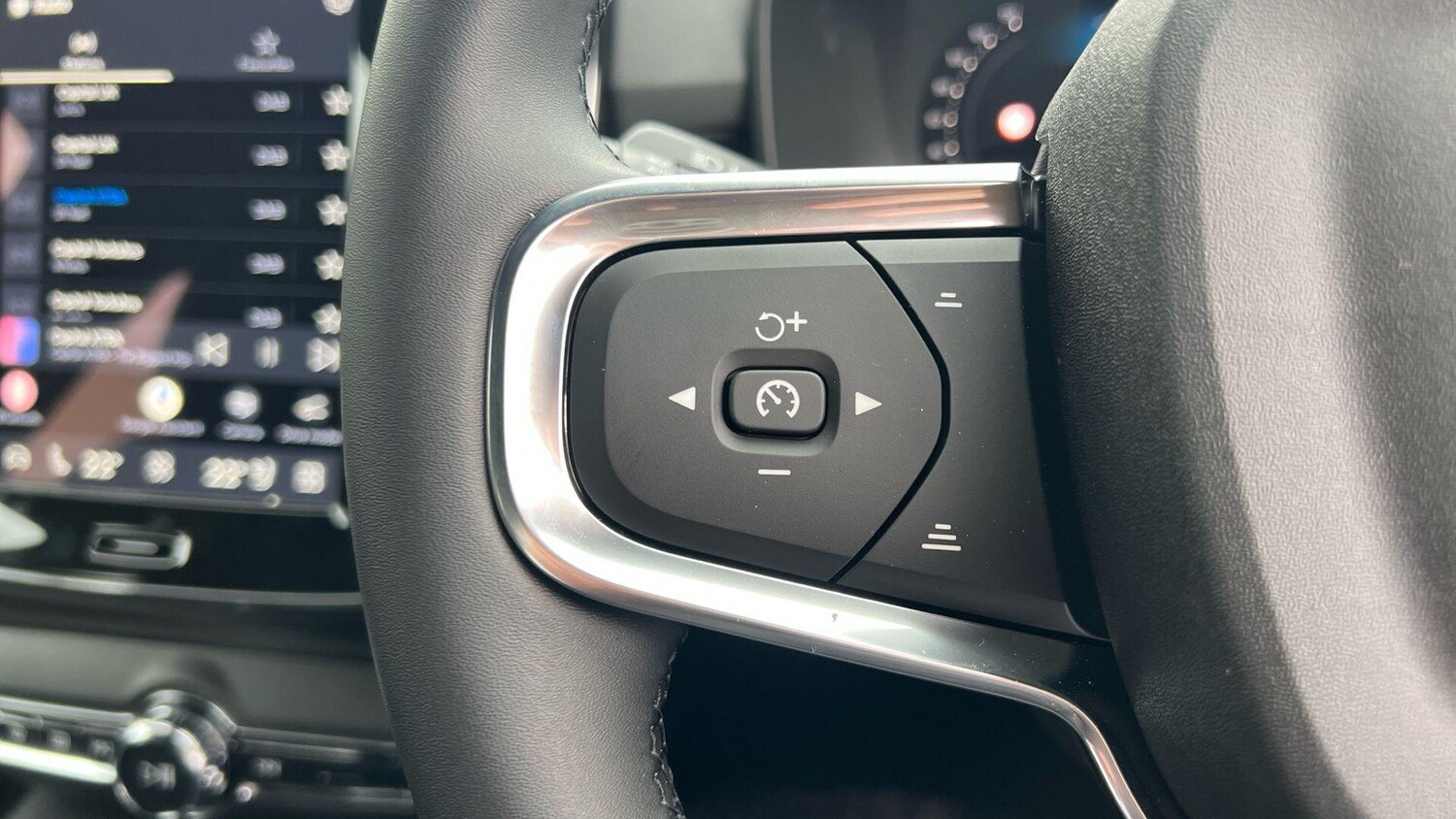 Used Volvo XC40 for sale - 77737306: Photo 11