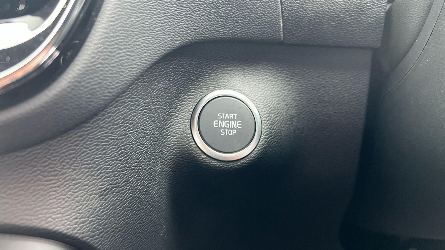 Used Volvo XC40 for sale - 77737306: Photo 15