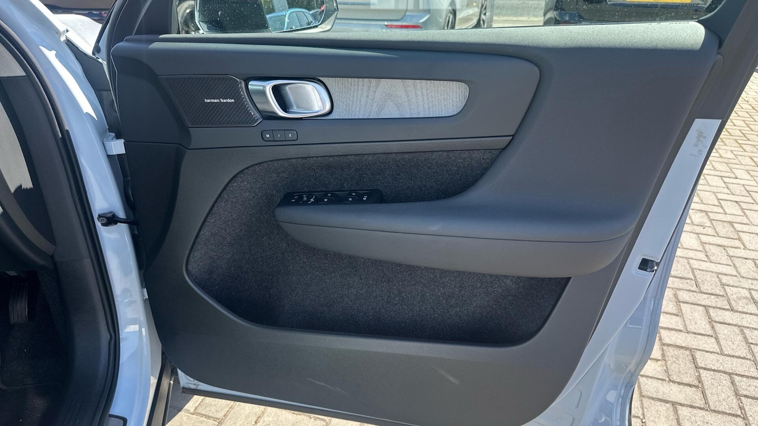 Used Volvo XC40 2024 for sale - 76153208: Photo 16