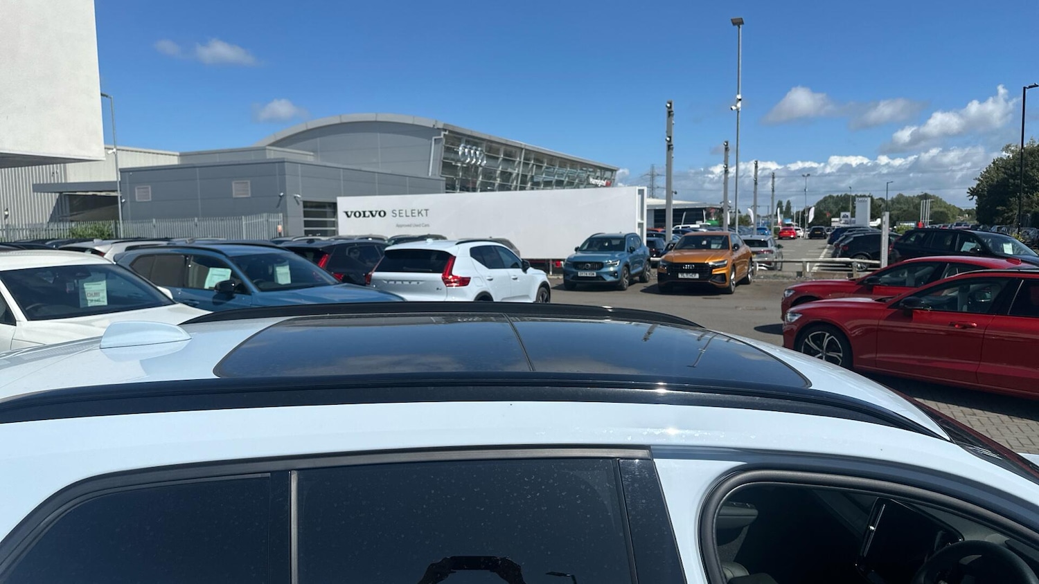 Used Volvo XC40 2024 for sale - 76153208: Photo 17