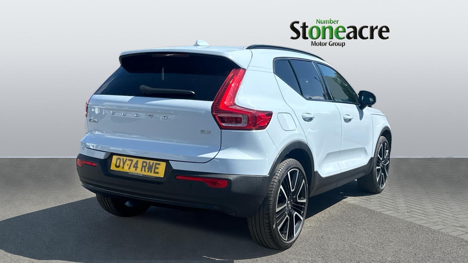 Used Volvo XC40 2024 for sale - 76153208: Photo 2