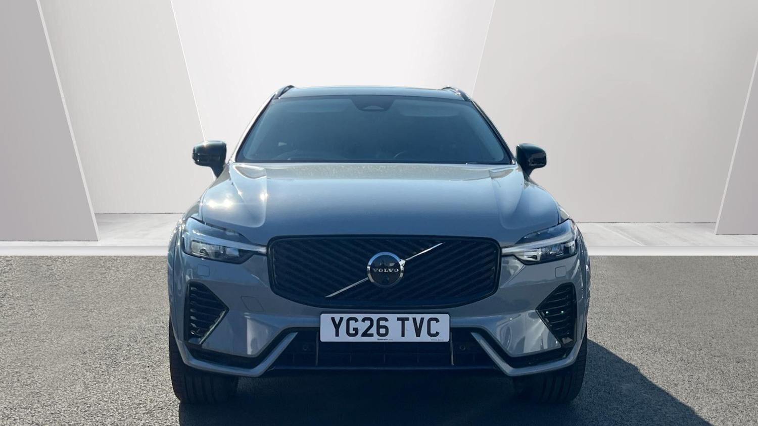 Used Volvo XC60 2026 for sale - 78147701: Photo 2