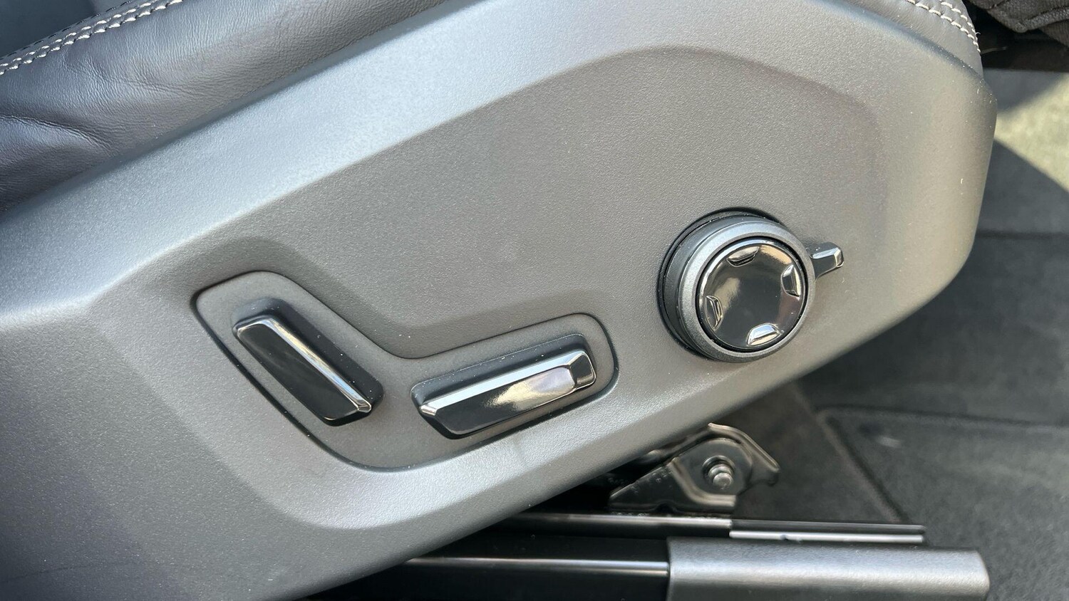 Used Volvo XC60 2026 for sale - 78147701: Photo 41