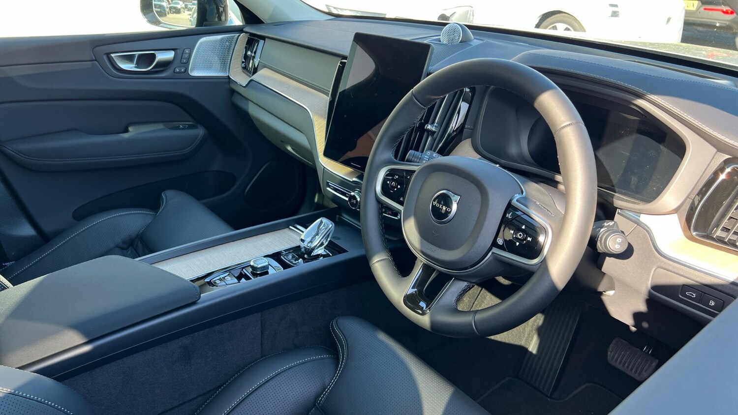 Used Volvo XC60 2026 for sale - 78147701: Photo 80