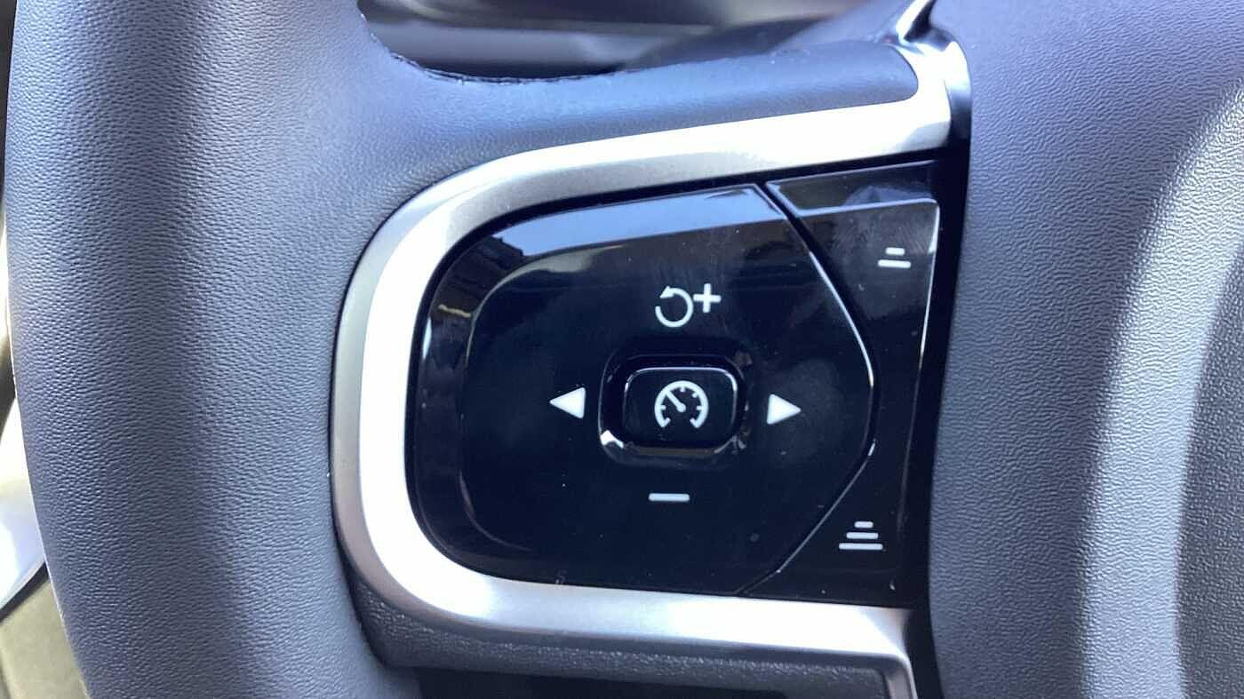 Used Volvo XC90 2025 for sale - 76398371: Photo 38