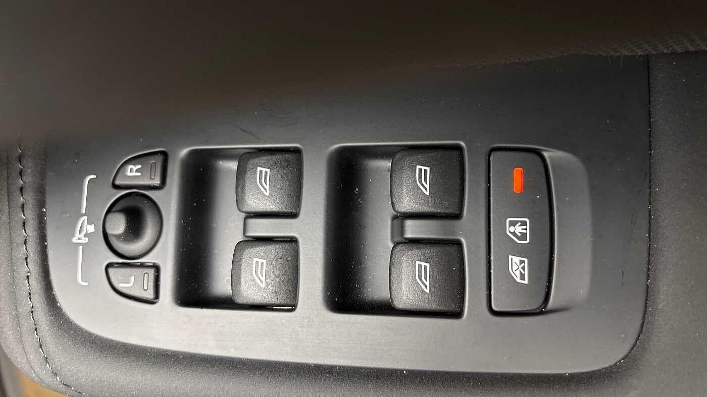 Used Volvo XC60 for sale - 78147802: Photo 24