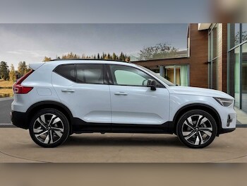 Used Volvo XC40 2024 for sale - 76317945: Photo