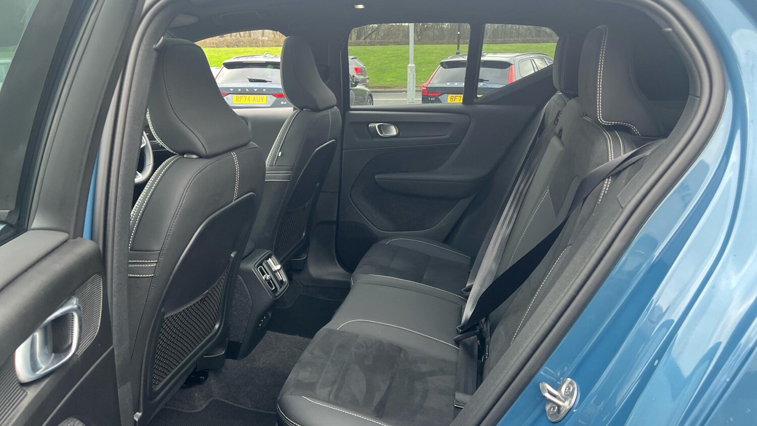 Used Volvo XC40 2024 for sale - 78047503: Photo 31