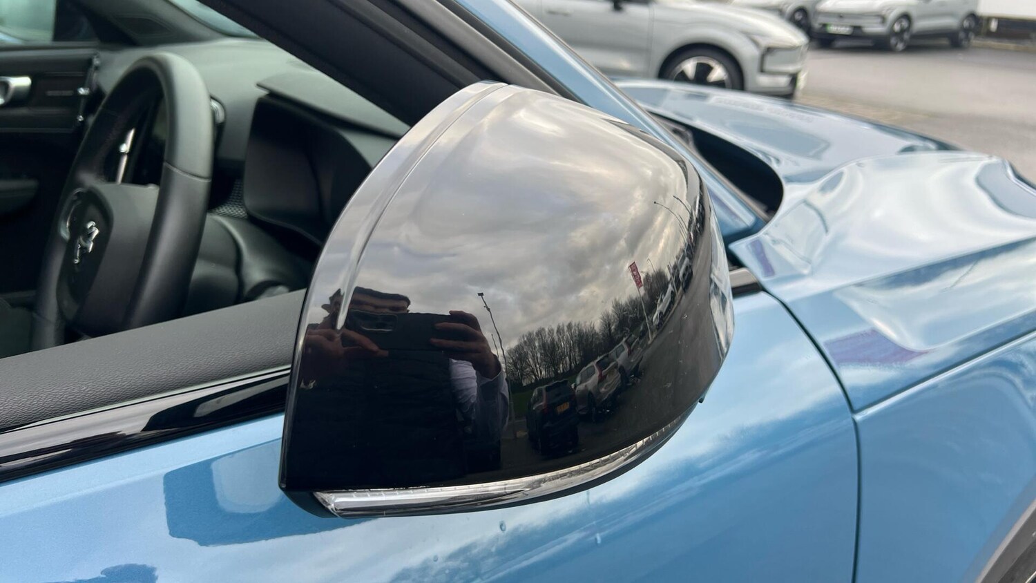 Used Volvo XC40 2024 for sale - 78047503: Photo 38