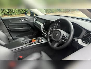 Used Volvo XC60 2023 for sale - 79609750: Photo