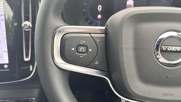 Used Volvo XC40 2024 for sale - 76179654: Photo 21