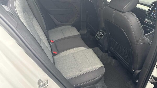 Used Volvo XC40 2024 for sale - 76179654: Photo 8