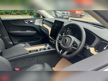 Used Volvo XC60 2026 for sale - 78843009: Photo