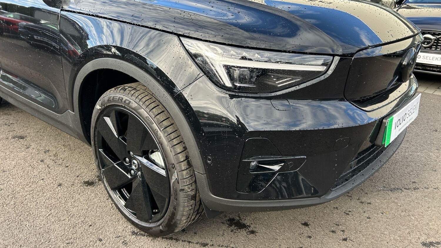 Used Volvo XC40 2025 for sale - 77852716: Photo 36