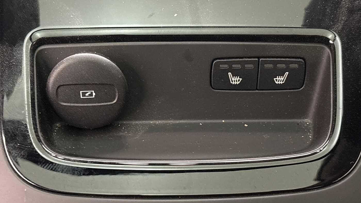 Used Volvo V60 2025 for sale - 76597396: Photo 17