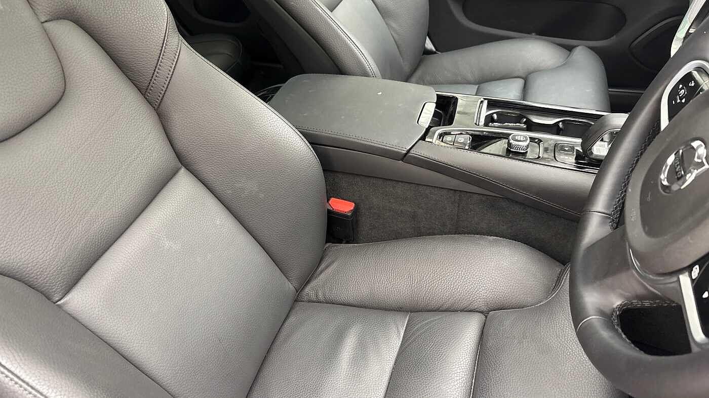 Used Volvo V60 2025 for sale - 76597396: Photo 29