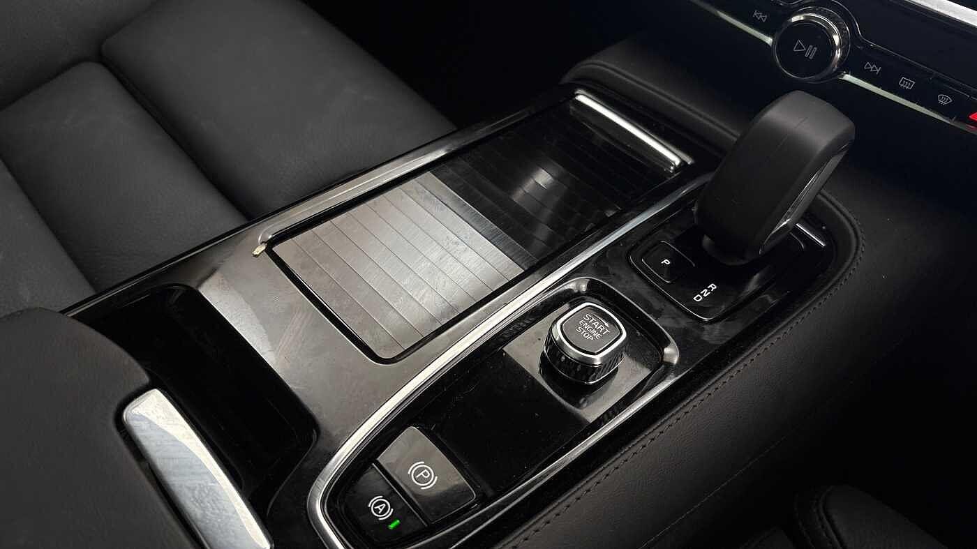 Used Volvo V60 2025 for sale - 76597396: Photo 32