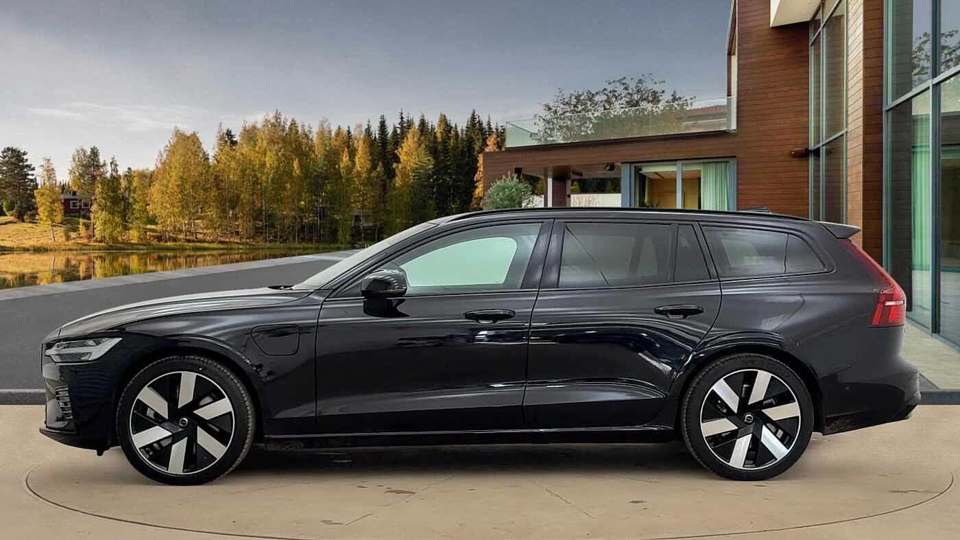 Used Volvo V60 2025 for sale - 76597396: Photo 6