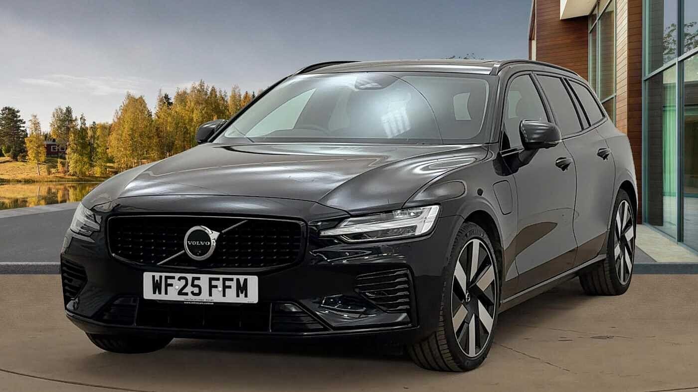 Used Volvo V60 2025 for sale - 76597396: Photo 7