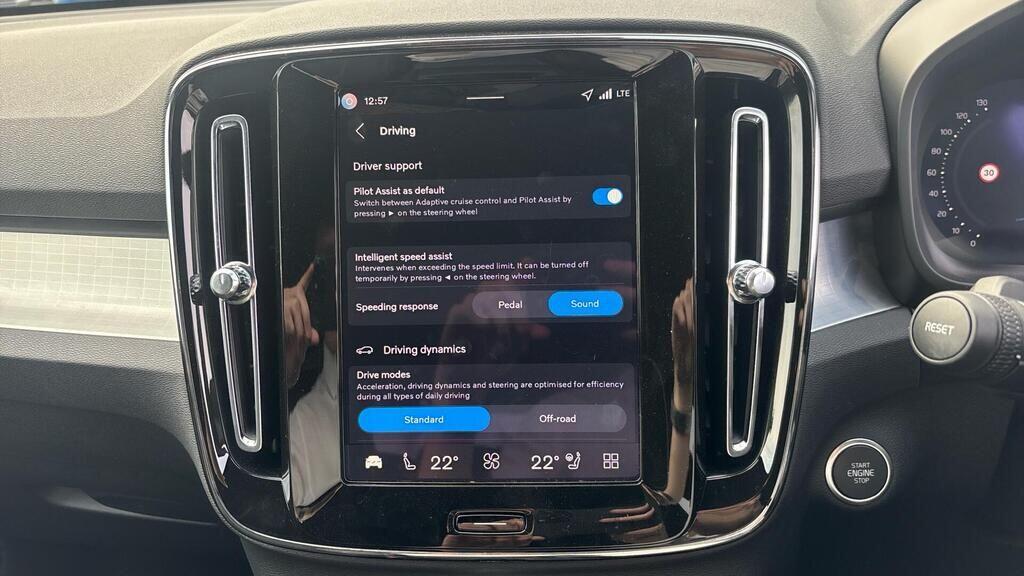 Used Volvo XC40 2025 for sale - 77162814: Photo 29