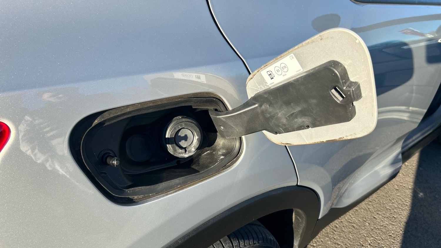 Used Volvo XC40 2023 for sale - 77163356: Photo 15