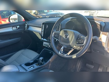 Used Volvo XC40 2023 for sale - 77163356: Photo