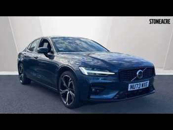 2023 (73) - Plus, B5 AWD mild hybrid, Petrol, Dark 4-Door