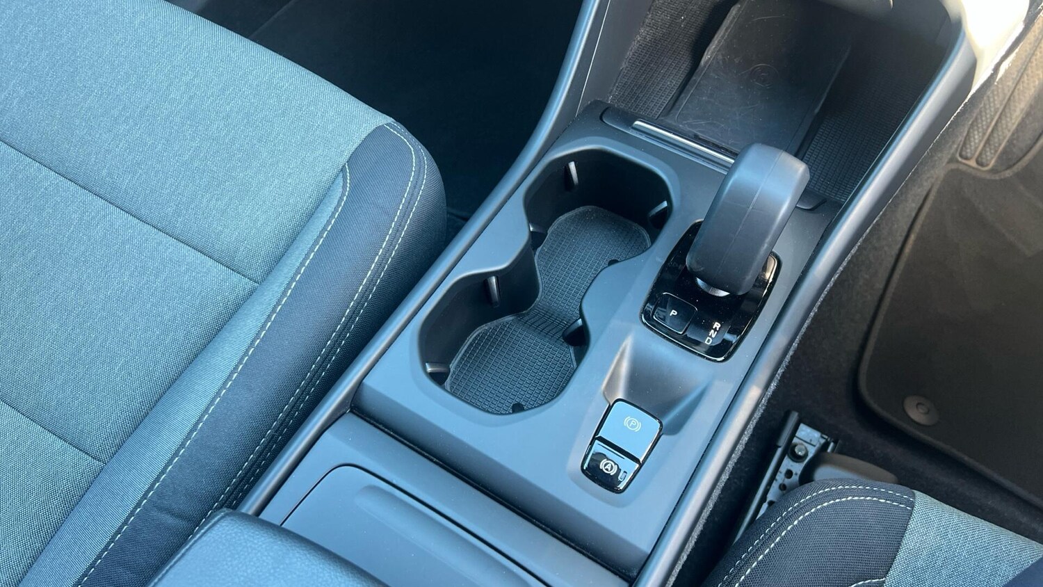 Used Volvo XC40 for sale - 77939562: Photo 24