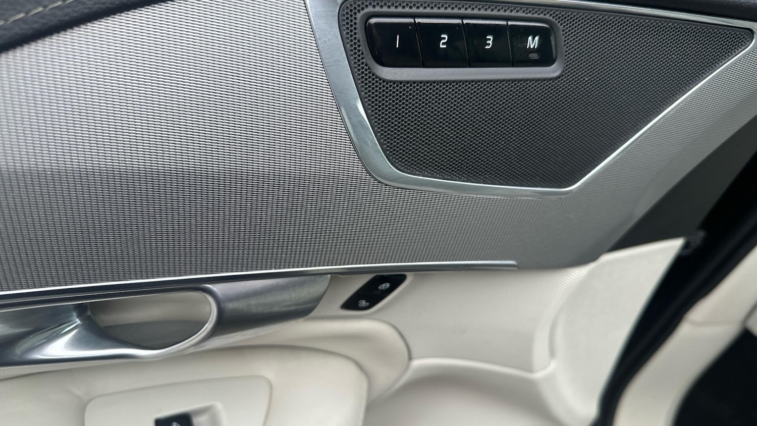 Used Volvo XC90 2019 for sale - 76765542: Photo 22