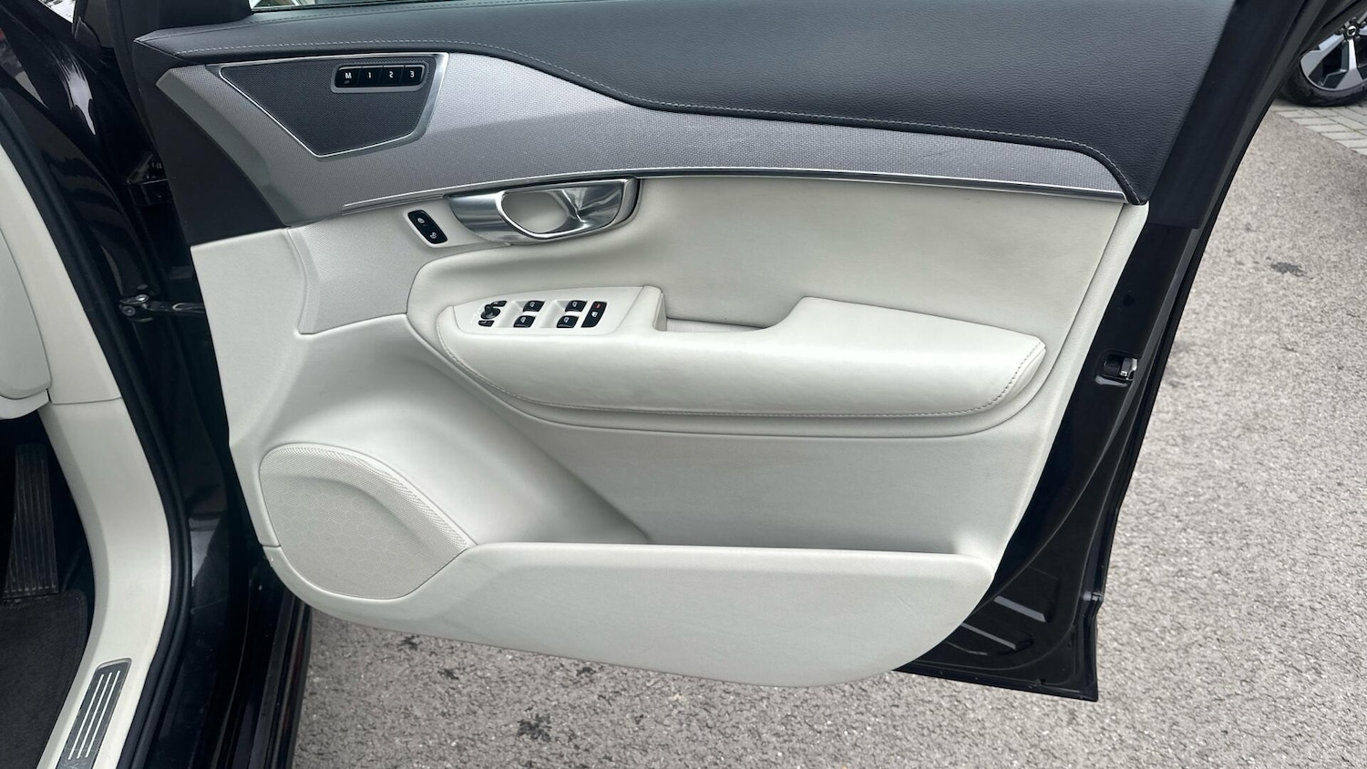 Used Volvo XC90 2019 for sale - 76765542: Photo 28