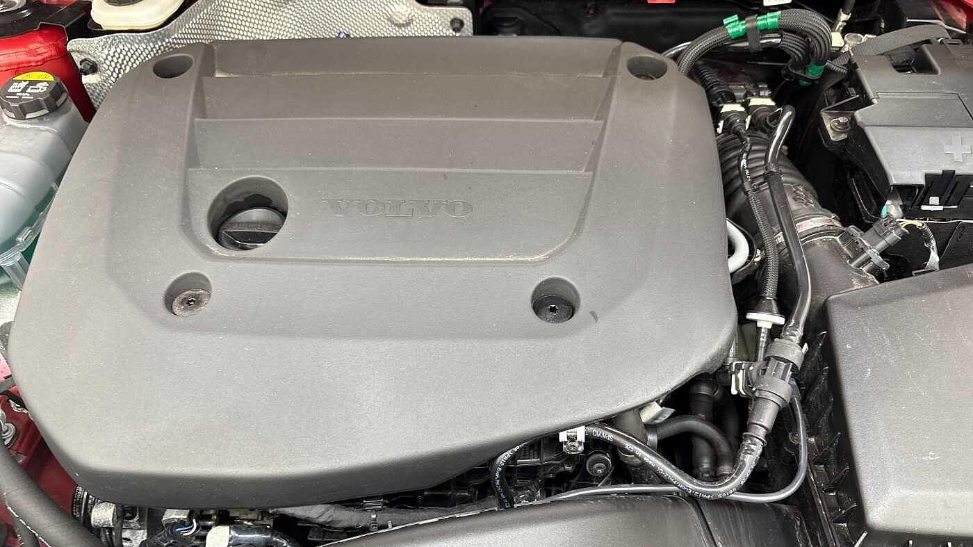 Used Volvo XC40 2025 for sale - 76440416: Photo 15