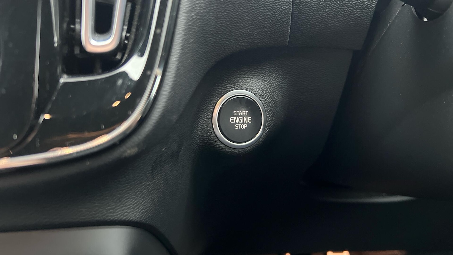 Used Volvo XC40 2021 for sale - 77425649: Photo 24