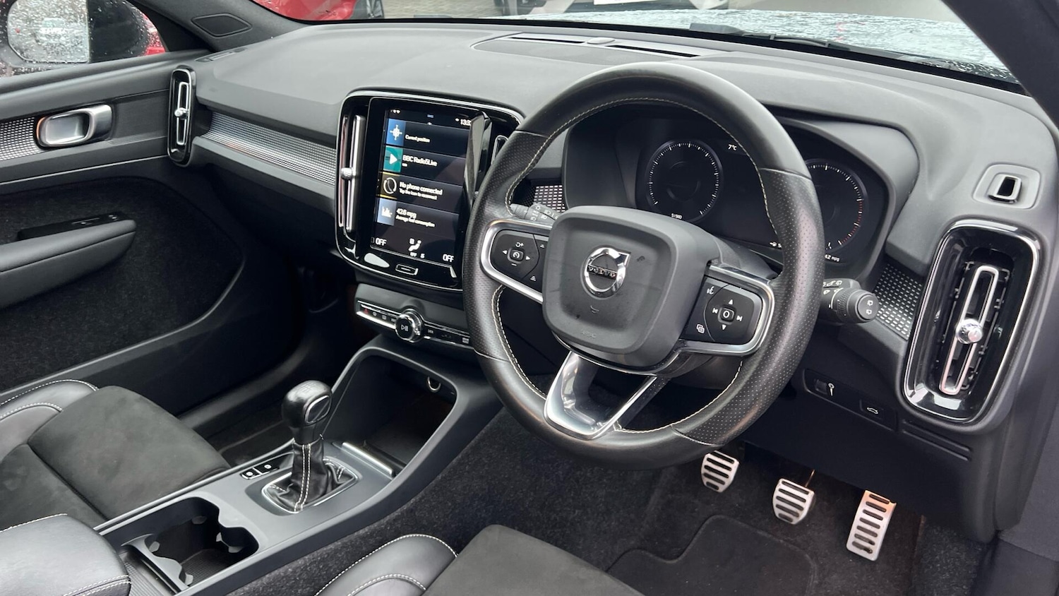 Used Volvo XC40 2021 for sale - 77425649: Photo 4