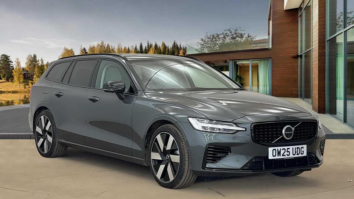 Used Volvo V60 2025 for sale - 76485568: Photo 1