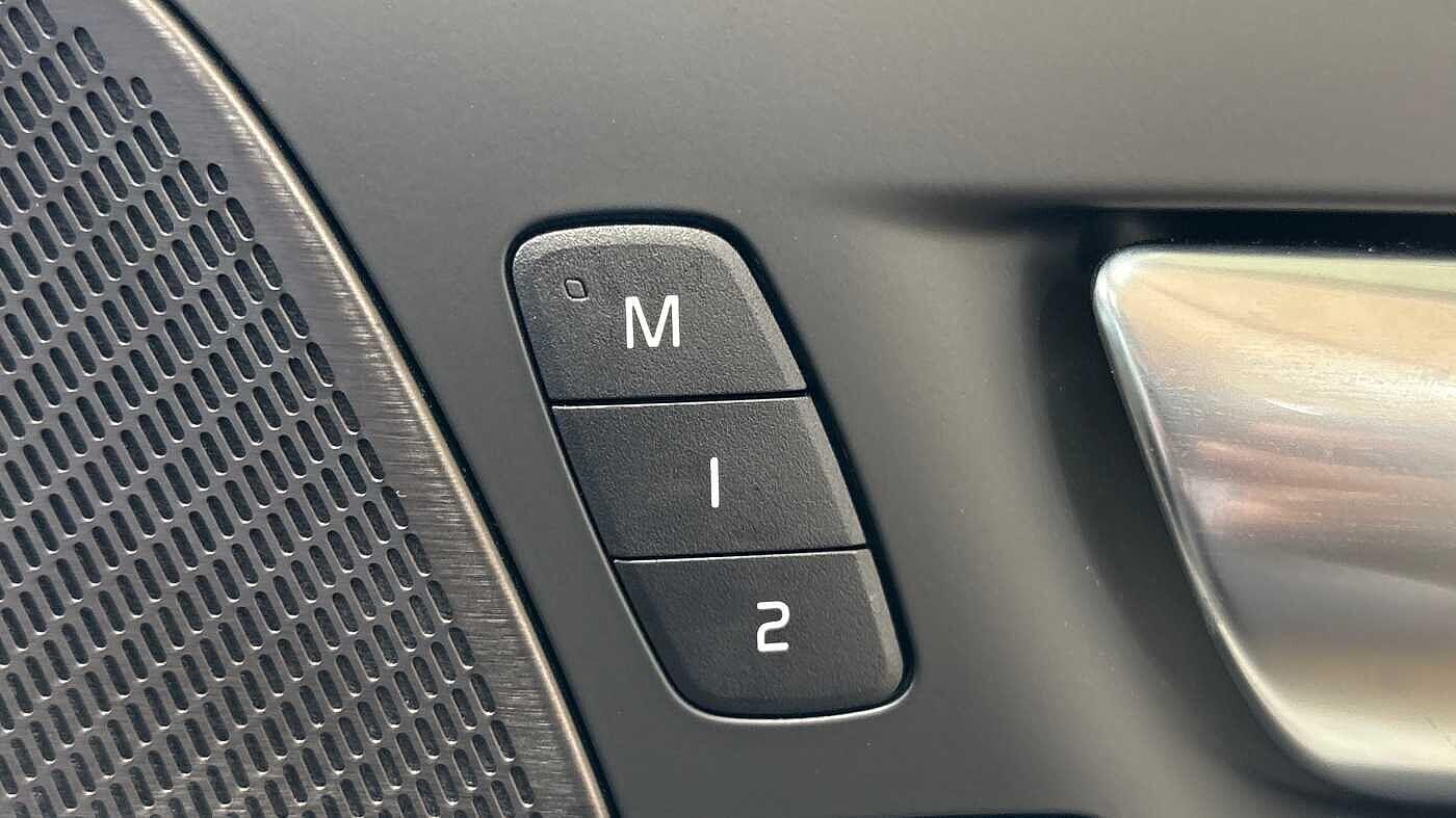 Used Volvo V60 2025 for sale - 76485568: Photo 26